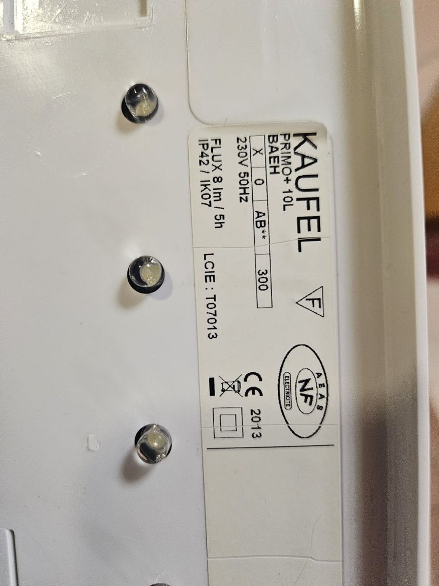 Numéro 86
Vérification 3 extincteur 2ep6 et 1co2 ok
Vérifie 2 alarme ok 
Véri — photo 2