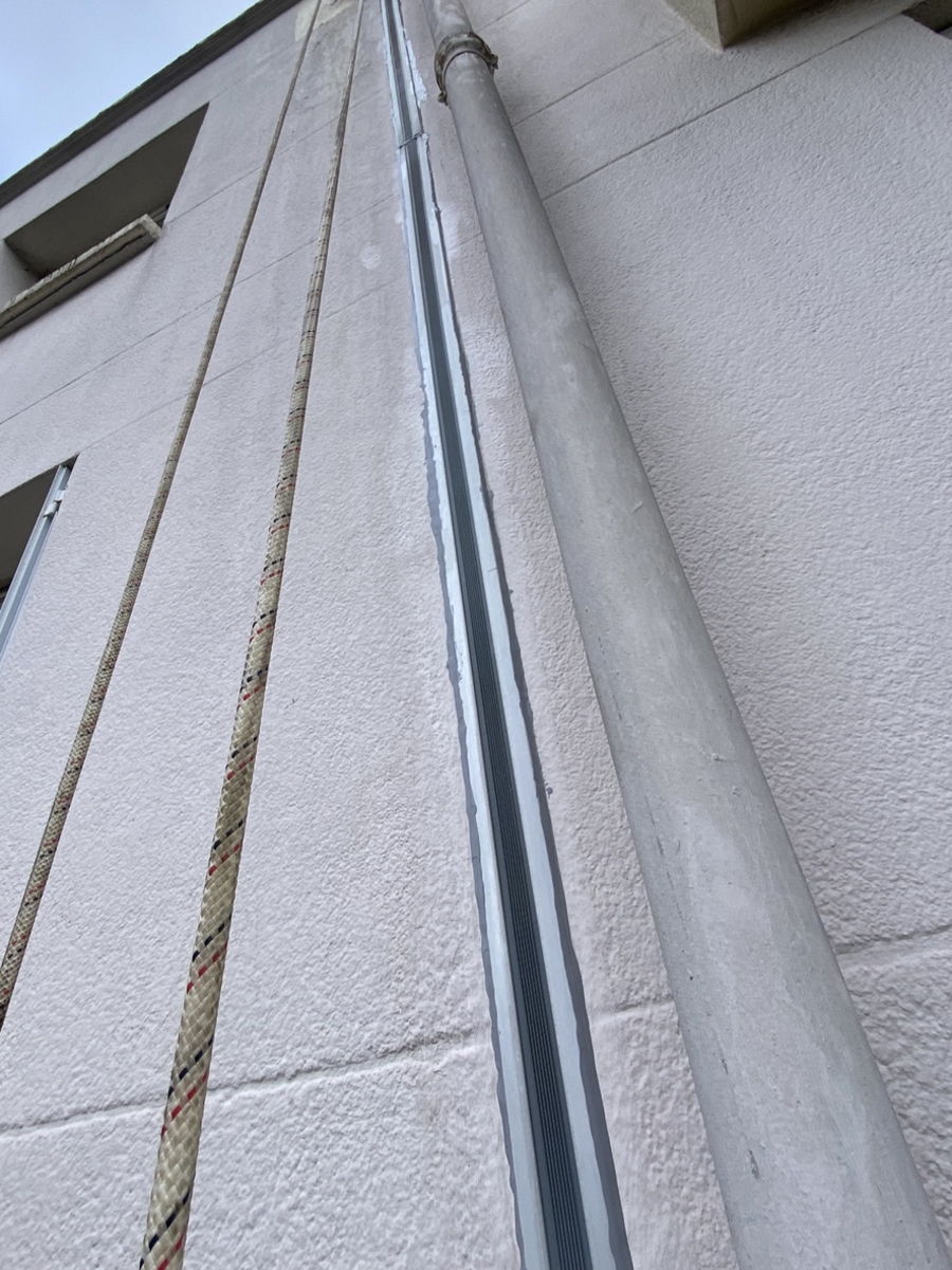 Arrivé sur le site, nous avons mis  un système de corde nous permettant de nous — photo 27