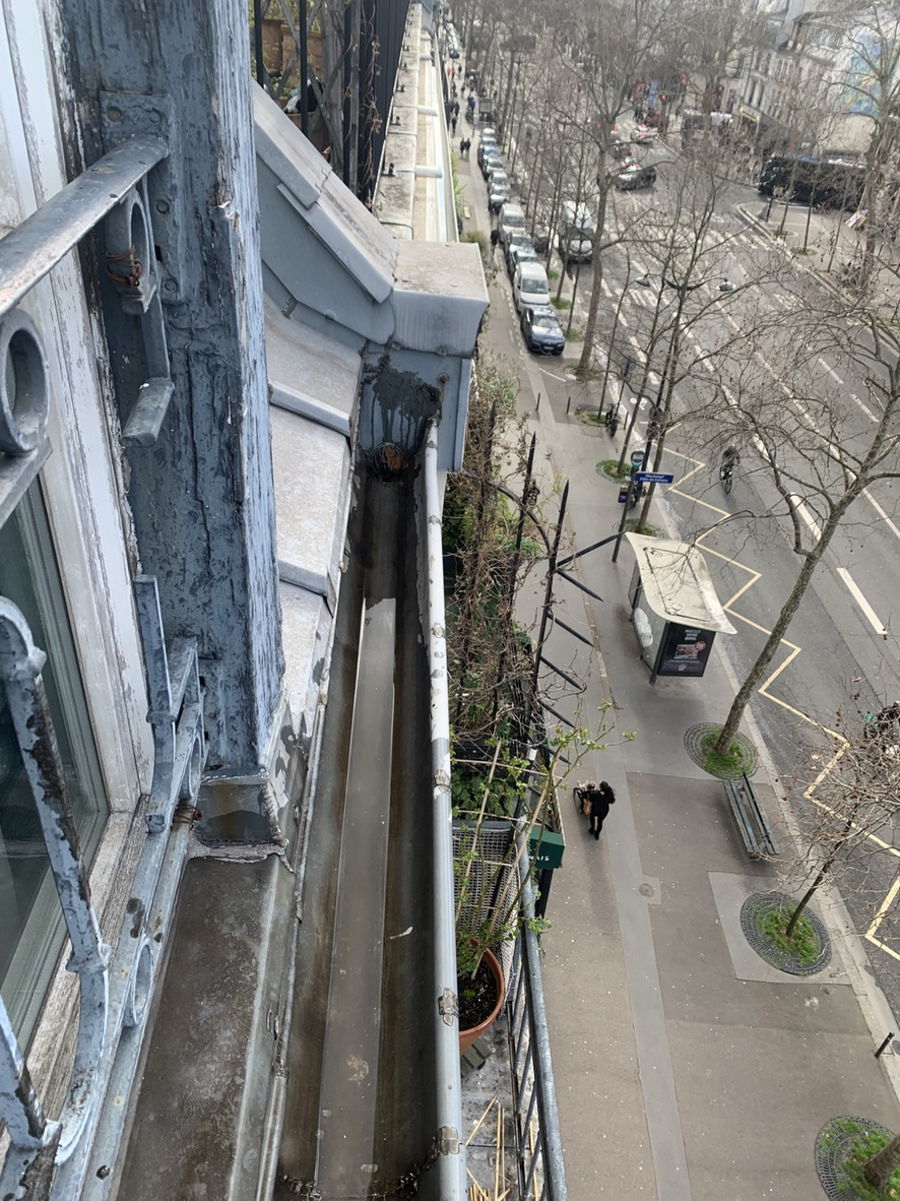 Nettoyage de cheneau anglais, côté rue Amelot — photo 2