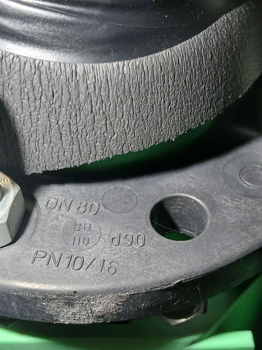 OBJET : Fuite en parking

Constatation

Arrivé sur place en présence de Mons — photo 19