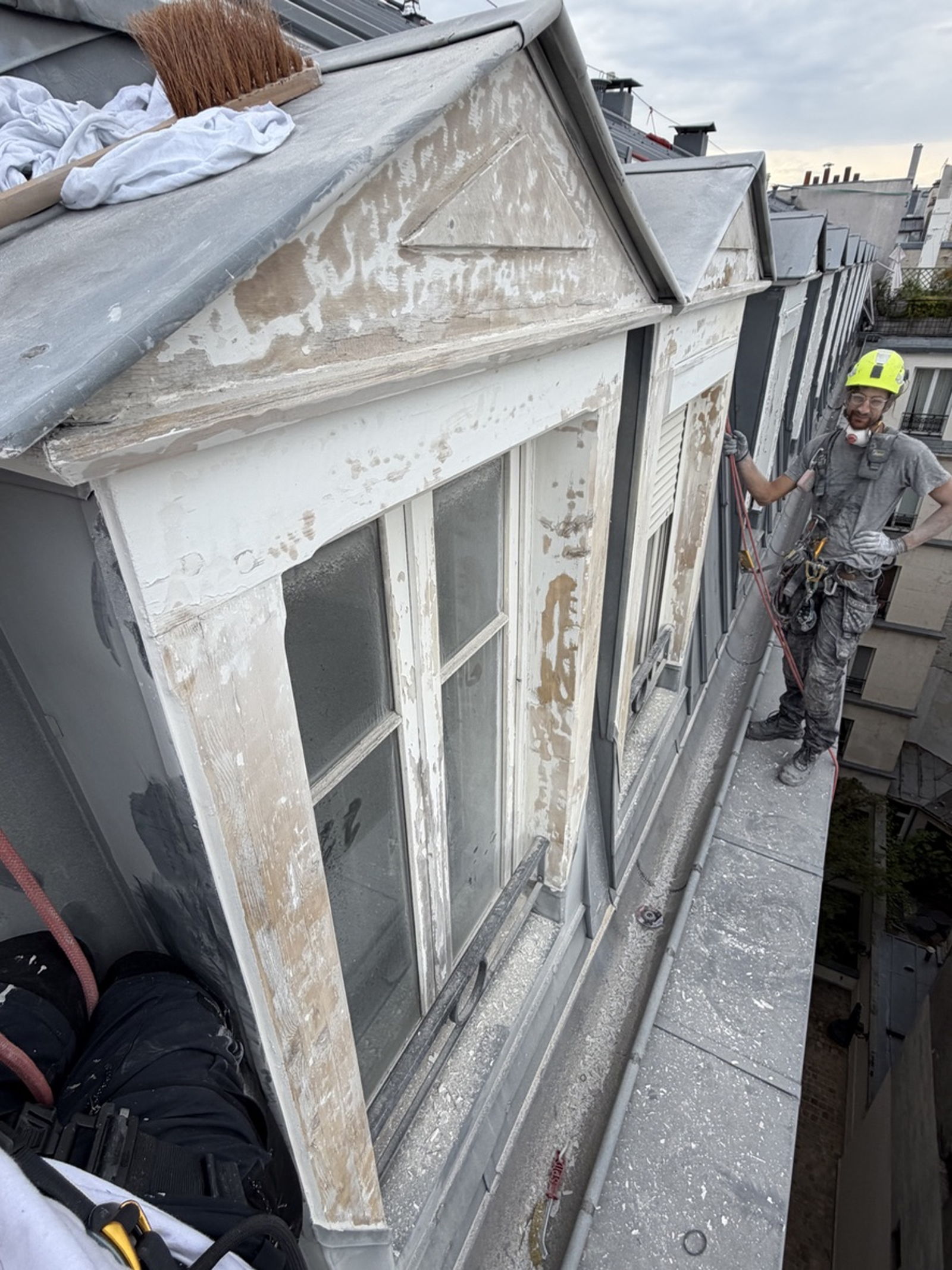 Redonner une finition propre, c’est aussi prolonger la tenue de l’ouvrage dans le temps. à paris