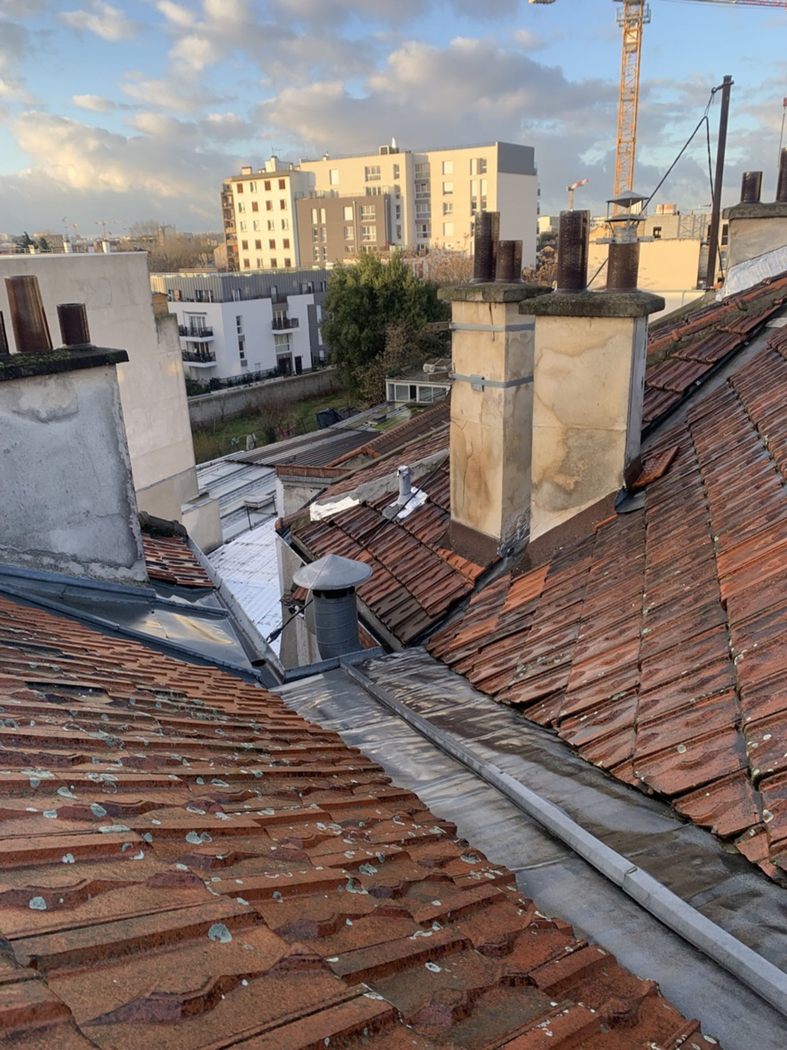 Fuite plafond salle de bain - 11.05 à aubervilliers