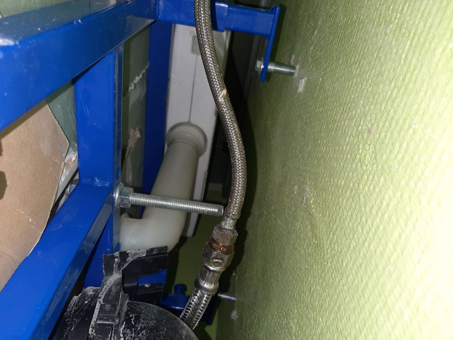 Fuite plafond garage : intervention sur un raccordement privatif — photo 3