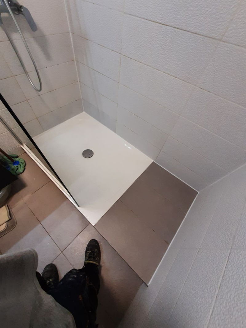 Une douche bien étanche, ça commence par des joints impeccables. 💧 à nice