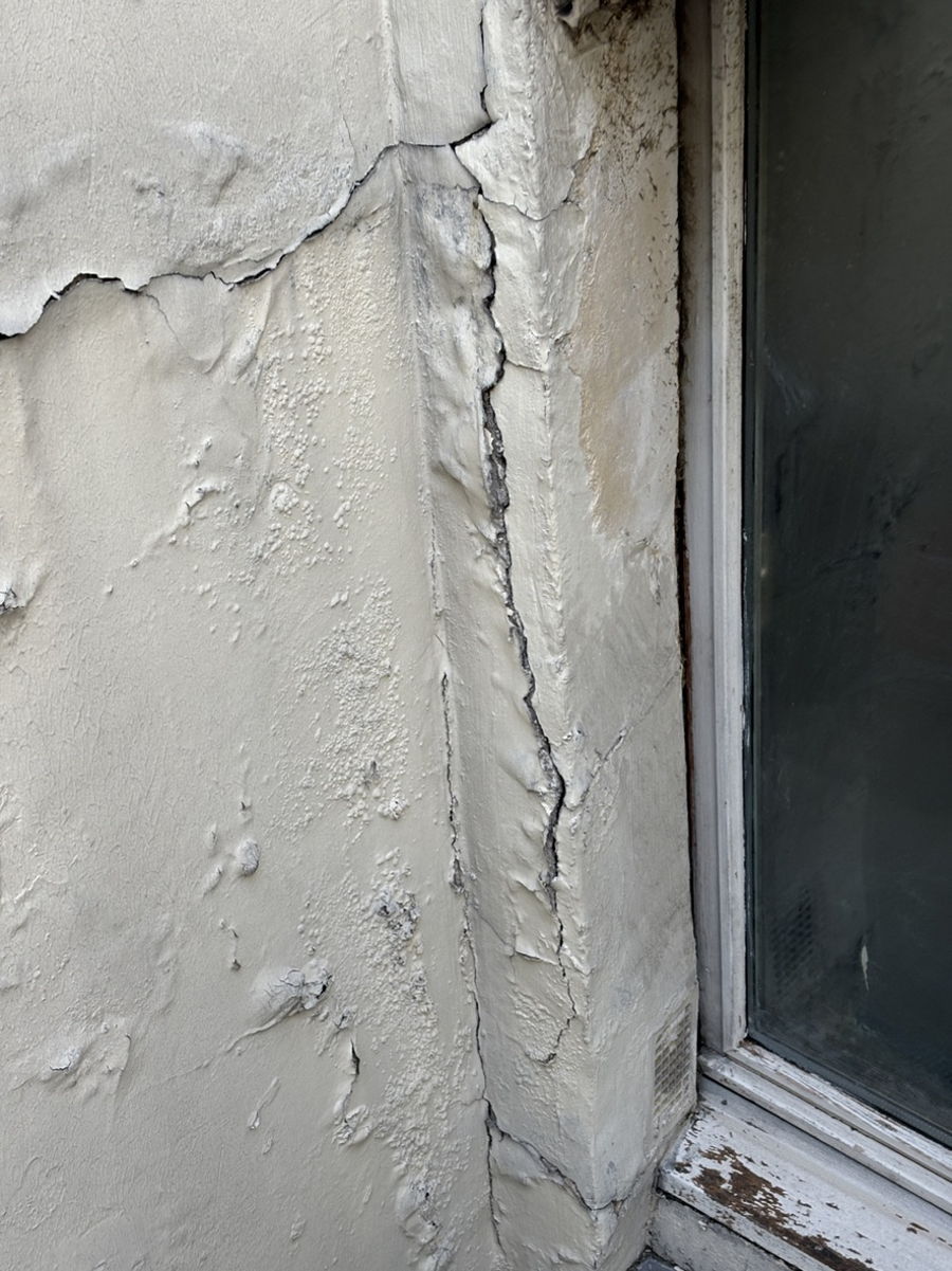 Installation de façade bois à Paris sur un immeuble — photo 12